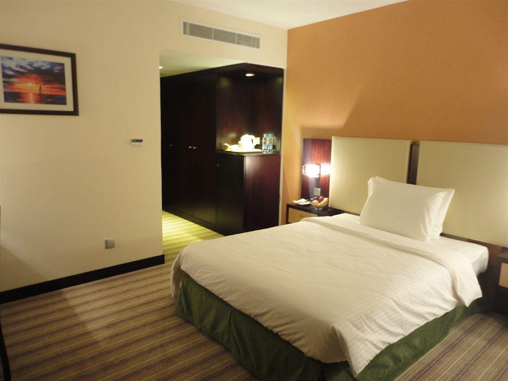 Days Olaya Hotel Riyadh Bagian luar foto