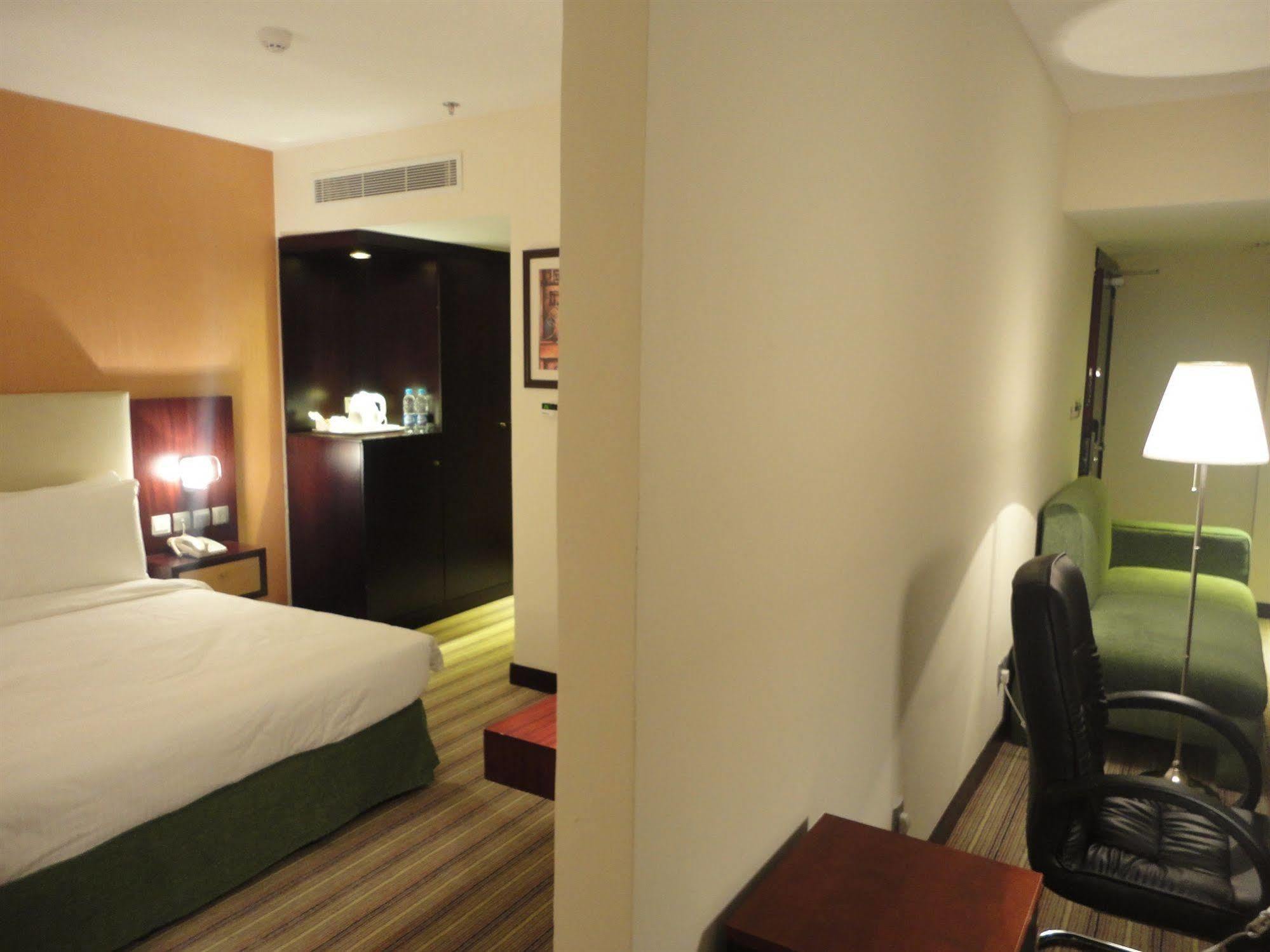 Days Olaya Hotel Riyadh Bagian luar foto