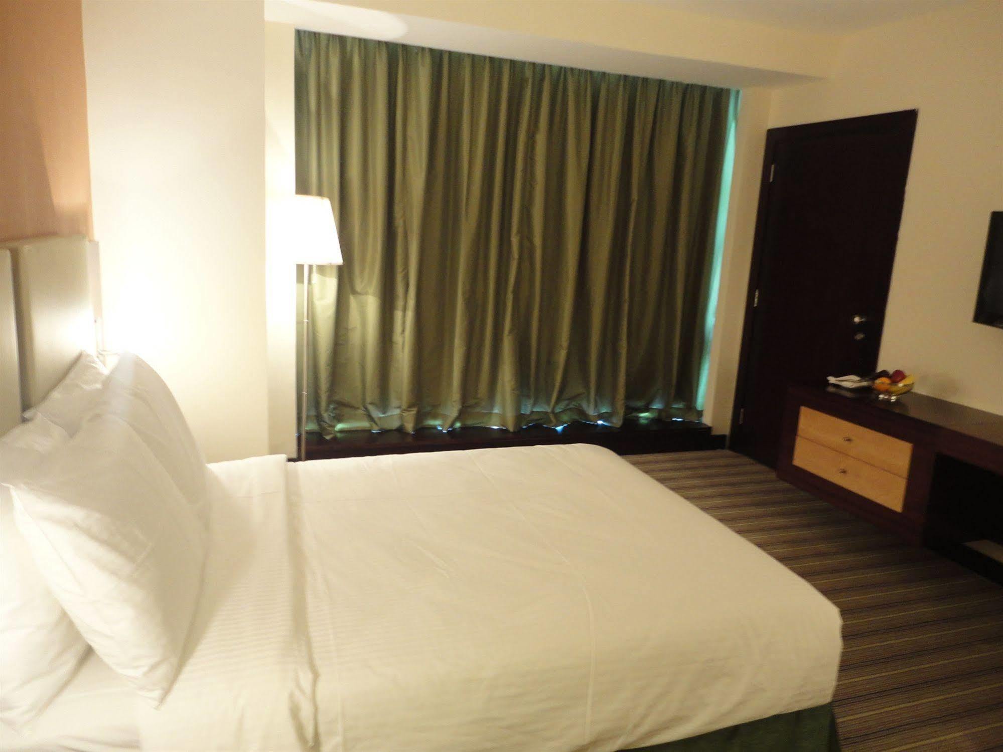 Days Olaya Hotel Riyadh Bagian luar foto