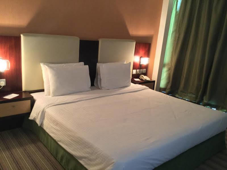Days Olaya Hotel Riyadh Bagian luar foto